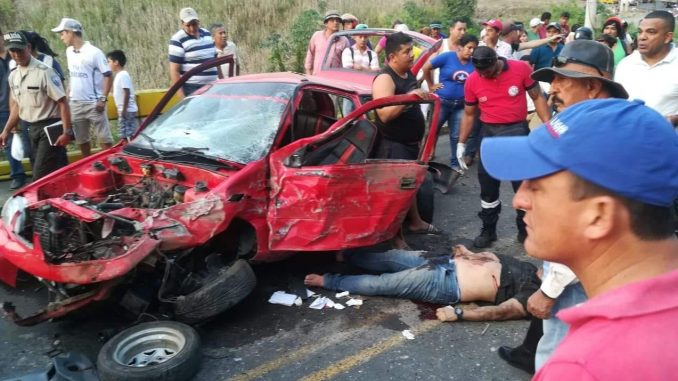 AtenciÓn Accidente De Tránsito Deja Dos Heridos Graves Diario Digital Manabí Noticias 5383