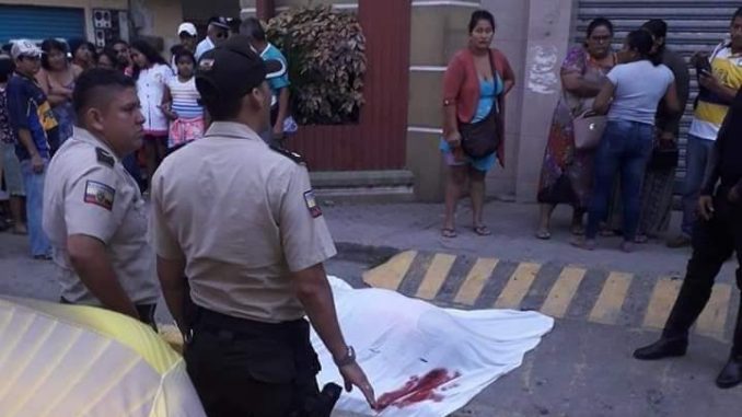 mujer asesinada a balazos