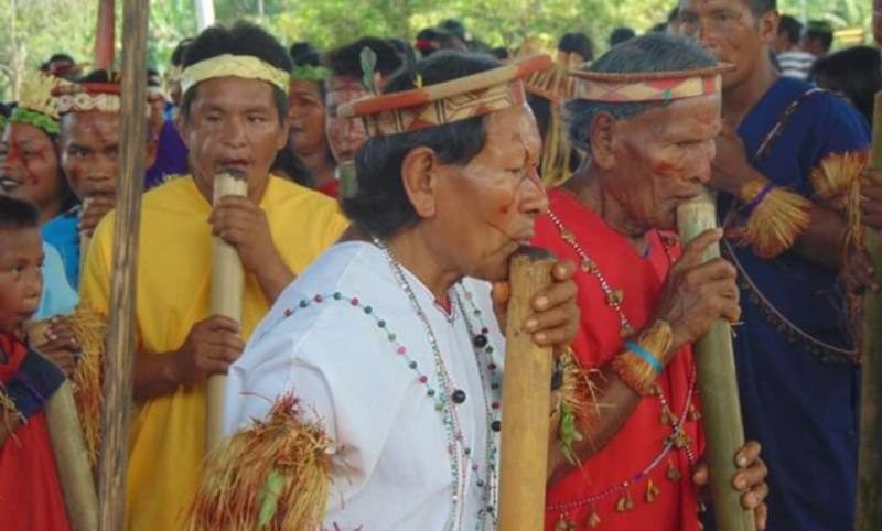 Pueblos Y Nacionalidades Indigenas Del Ecuador 1607