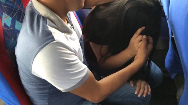 Mujer fue abusada sexualmente en bus con pasajeros - Diario Digital Manabí  Noticias