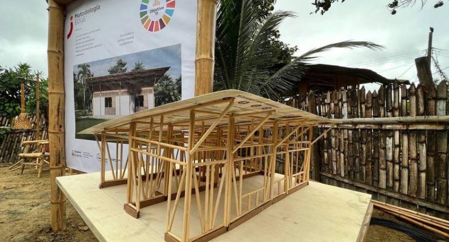 ATENCIÓN | Unas 220 casas de bambú serán construidas en Ecuador. El  prototipo de la vivienda se elaboró en Olmedo, Manabí - Diario Digital  Manabí Noticias