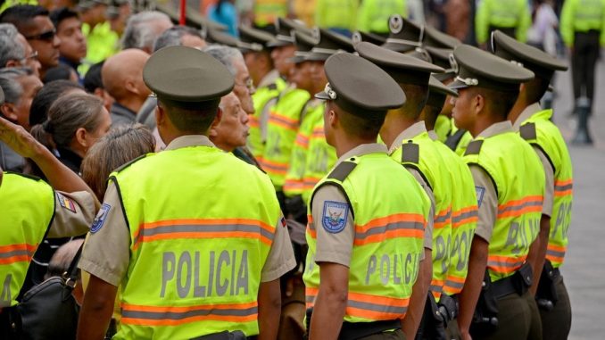 Que-se-Necesita-para-Convertirse-en-Inspector-de-Policia